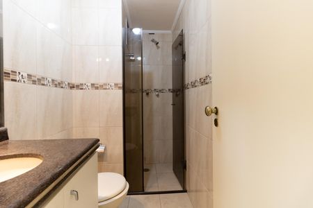 Apartamento à venda com 70m², 3 quartos e 1 vaga Apartamento à venda com 70m², 3 quartos e 1 vagaBanheiro Social