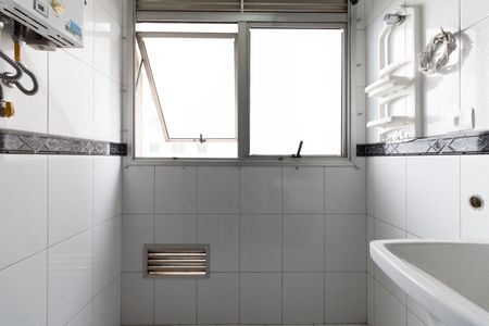 Apartamento à venda com 70m², 3 quartos e 1 vaga Apartamento à venda com 70m², 3 quartos e 1 vagaLavanderia