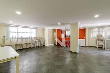 Apartamento à venda com 70m², 3 quartos e 1 vaga Apartamento à venda com 70m², 3 quartos e 1 vagaÁrea comum - Salão de festas