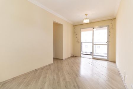 Sala de apartamento à venda com 3 quartos, 70m² em Jardim Santa Emília, São Paulo