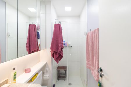 Apartamento à venda com 37m², 1 quarto e 1 vaga Apartamento à venda com 37m², 1 quarto e 1 vagaBanheiro social