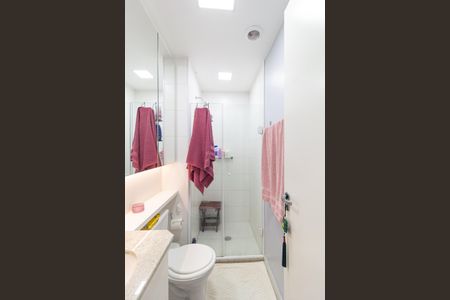 Apartamento à venda com 37m², 1 quarto e 1 vaga Apartamento à venda com 37m², 1 quarto e 1 vagaBanheiro social