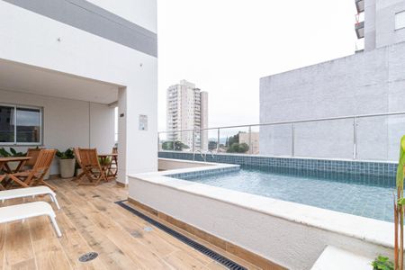 Apartamento à venda com 37m², 1 quarto e 1 vaga Apartamento à venda com 37m², 1 quarto e 1 vagaÁrea comum - Piscina