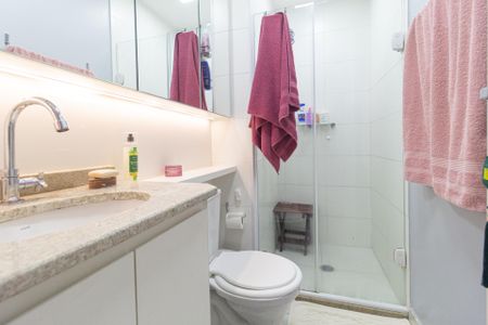 Apartamento à venda com 37m², 1 quarto e 1 vaga Apartamento à venda com 37m², 1 quarto e 1 vagaBanheiro social