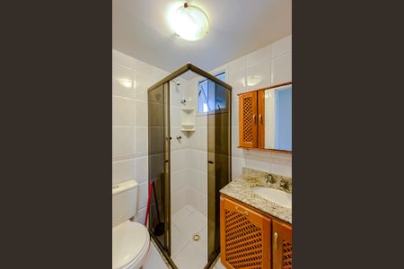 Apartamento à venda com 65m², 3 quartos e 1 vagaBanheiro Social