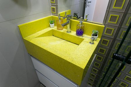 Apartamento à venda com 74m², 3 quartos e 1 vagaBanheiro Social