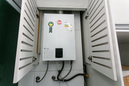 Apartamento à venda com 74m², 3 quartos e 1 vagaÁrea de Serviço - Aquecedor a Gás