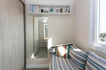 Apartamento à venda com 74m², 3 quartos e 1 vagaQuarto 2