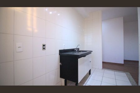 Apartamento para alugar com 50m², 2 quartos e 1 vaga Apartamento para alugar com 50m², 2 quartos e 1 vagaCozinha e Área de Serviço