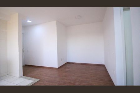 Sala de apartamento para alugar com 2 quartos, 50m² em Vila Metalúrgica, São Paulo