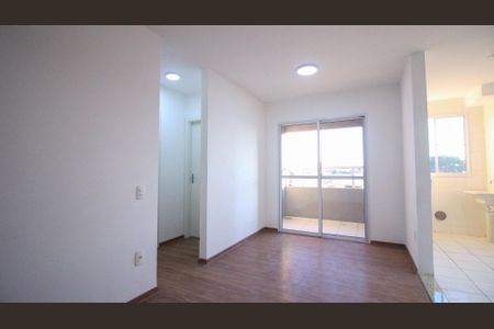 Sala de apartamento para alugar com 2 quartos, 50m² em Vila Metalúrgica, São Paulo