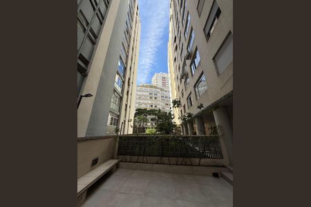 Apartamento à venda com 100m², 2 quartos e 1 vaga Apartamento à venda com 100m², 2 quartos e 1 vagaÁrea comum