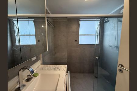 Apartamento à venda com 100m², 2 quartos e 1 vaga Apartamento à venda com 100m², 2 quartos e 1 vagaBanheiro