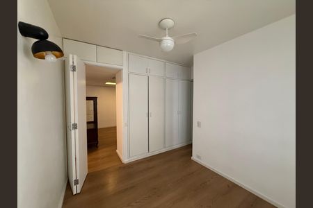 Apartamento à venda com 100m², 2 quartos e 1 vaga Apartamento à venda com 100m², 2 quartos e 1 vagaQuarto 2