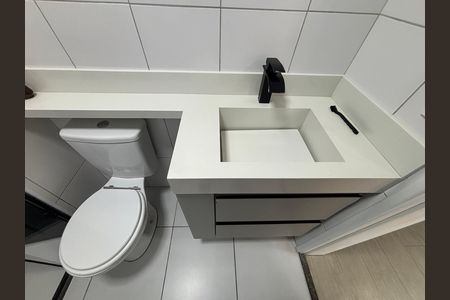 Apartamento para alugar com 33m², 2 quartos e sem vagaBanheiro 