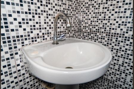 Casa para alugar com 40m², 1 quarto e sem vagaBanheiro