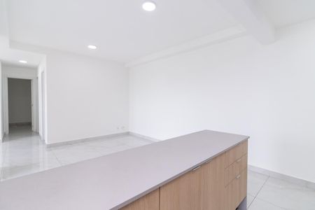 Apartamento à venda com 2 quartos, 75m² em Vila Penteado, São Paulo