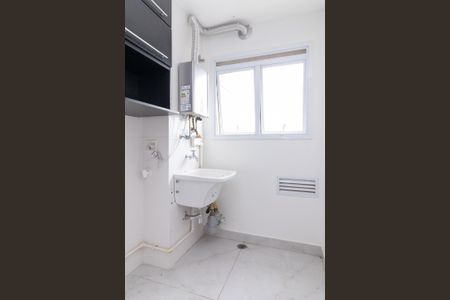 Apartamento à venda com 75m², 2 quartos e 1 vagaÁrea de Serviço