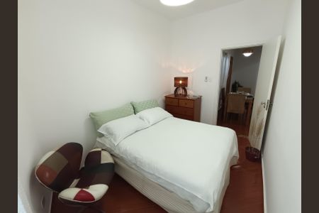 Apartamento para alugar com 102m², 3 quartos e 1 vaga Apartamento para alugar com 102m², 3 quartos e 1 vagaQuarto