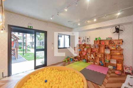 Apartamento à venda com 33m², 2 quartos e sem vaga Apartamento à venda com 33m², 2 quartos e sem vagaBrinquedoteca