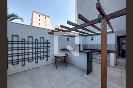 Apartamento à venda com 33m², 2 quartos e sem vaga Apartamento à venda com 33m², 2 quartos e sem vagaChurrasqueira