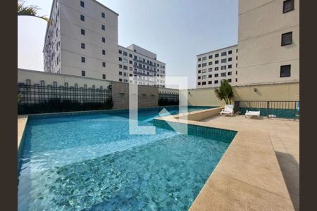 Apartamento à venda com 33m², 2 quartos e sem vaga Apartamento à venda com 33m², 2 quartos e sem vagaPiscina