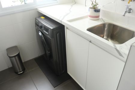 Apartamento à venda com 67m², 2 quartos e 1 vagaÁrea de Serviço