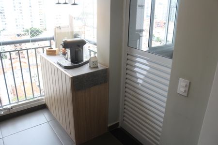 Apartamento à venda com 67m², 2 quartos e 1 vagaVaranda