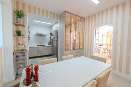 Apartamento à venda com 166m², 4 quartos e 1 vagaCozinha