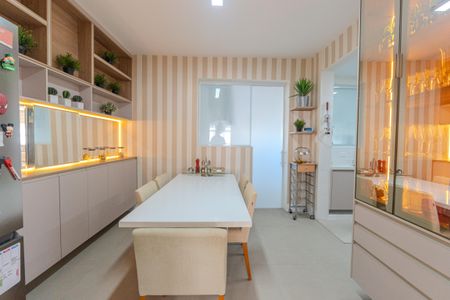 Apartamento à venda com 166m², 4 quartos e 1 vagaCozinha