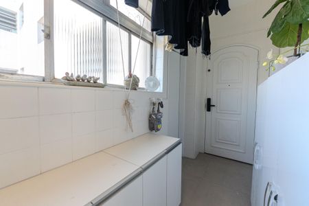 Apartamento à venda com 166m², 4 quartos e 1 vagaÁrea de Serviço