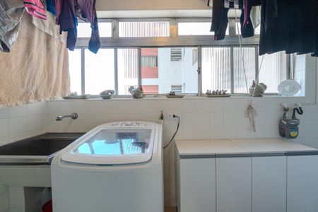 Apartamento à venda com 166m², 4 quartos e 1 vagaÁrea de Serviço