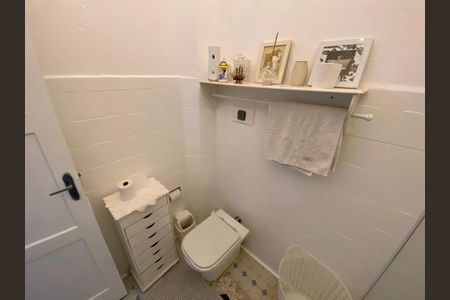 Casa à venda com 65m², 2 quartos e sem vagaBanheiro Social