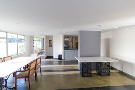 Apartamento à venda com 137m², 3 quartos e 1 vagaÁrea comum - Salão de festas