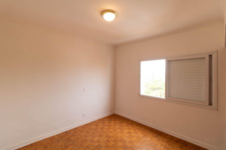 Apartamento à venda com 137m², 3 quartos e 1 vagaQuarto 2