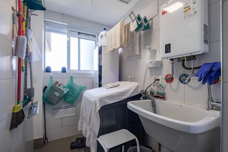 Apartamento à venda com 87m², 2 quartos e 2 vagasLavanderia