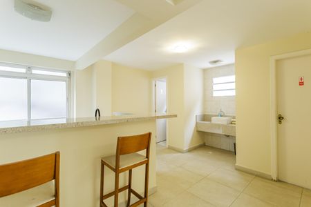 Apartamento para alugar com 78m², 2 quartos e 1 vaga Apartamento para alugar com 78m², 2 quartos e 1 vagaÁrea comum - Salão de festas