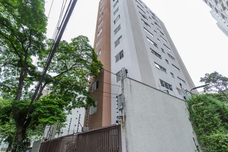 Apartamento para alugar com 78m², 2 quartos e 1 vaga Apartamento para alugar com 78m², 2 quartos e 1 vagaFachada