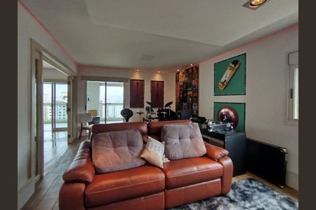 Apartamento para alugar com 285m², 3 quartos e 4 vagasSala de TV