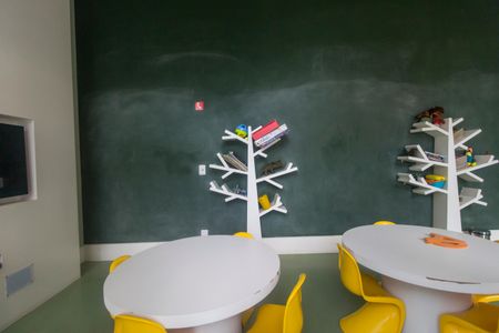 Apartamento para alugar com 98m², 2 quartos e 2 vagasÁrea comum