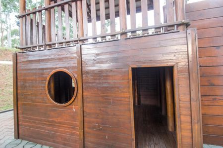 Apartamento para alugar com 98m², 2 quartos e 2 vagasÁrea comum - Playground