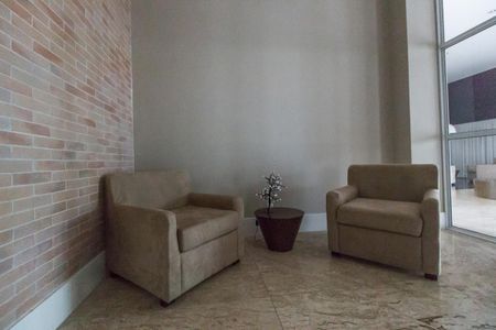 Apartamento para alugar com 98m², 2 quartos e 2 vagasHall social