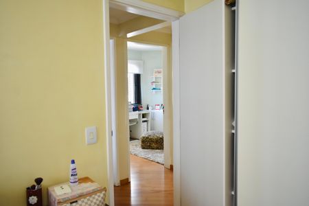 Apartamento à venda com 96m², 3 quartos e 3 vagas Apartamento à venda com 96m², 3 quartos e 3 vagasQuarto 1