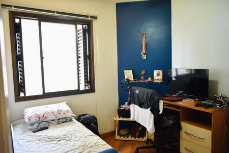 Apartamento à venda com 96m², 3 quartos e 3 vagas Apartamento à venda com 96m², 3 quartos e 3 vagasQuarto 2