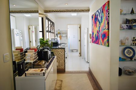 Apartamento à venda com 96m², 3 quartos e 3 vagas Apartamento à venda com 96m², 3 quartos e 3 vagasCozinha