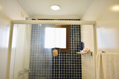 Apartamento à venda com 96m², 3 quartos e 3 vagas Apartamento à venda com 96m², 3 quartos e 3 vagasBanheiro Social