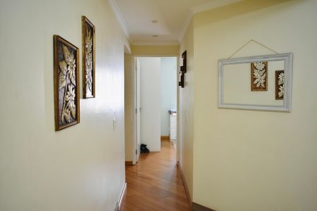 Apartamento à venda com 96m², 3 quartos e 3 vagas Apartamento à venda com 96m², 3 quartos e 3 vagasCorredor