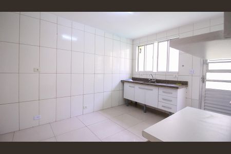 Casa para alugar com 65m², 1 quarto e sem vaga
