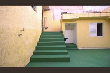 Casa para alugar com 65m², 1 quarto e sem vaga