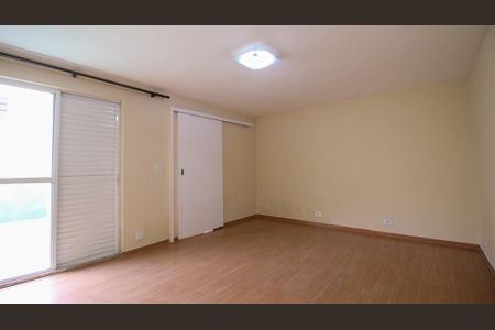 Casa para alugar com 1 quarto, 65m² em Vila Ivone, São Paulo